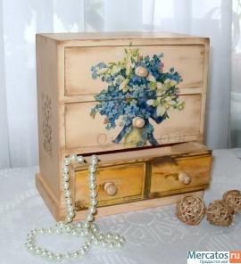 Мини-комодик для мелочей и украшений