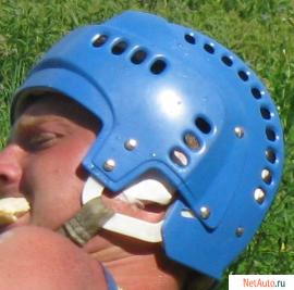 Куплю Хоккейный шлем (каска) за 500 руб