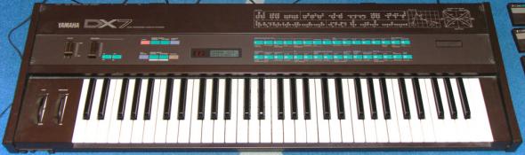 Yamaha DX7 - синтезатор легенда FM-синтеза + 3 картриджа