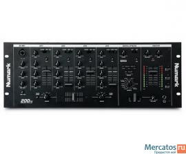 микшер Numark 200FX 4-канальный DJ-пульт с процессором эффектов