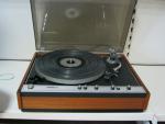 Продам Виниловый проигрыватель