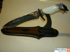 Сувенирный нож на подставке (орёл, волк) 5
