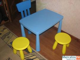 Продается детский столик с 2 табуретками и стулом 2