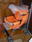 Продаю прогулочную коляску-трость.