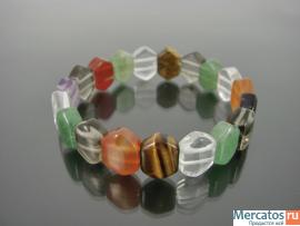 «Браслет на резинке. Агат, сердолик, нефрит, топаз»