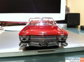 Модель CADILLAC SERIES 62 CONVERTIBLE 1 18 Auto Art 7