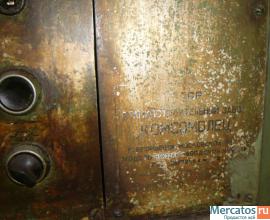 Stanok-zubofrezernyy-5K32-5