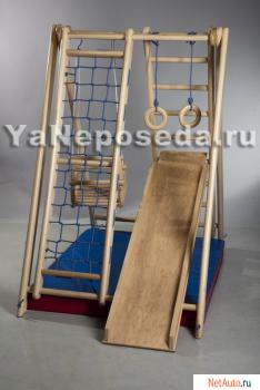 Detskiy-sportivnyy-ugolok-dlya-doma-iz-dereva-Malyutka