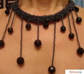 Колье из бисера
