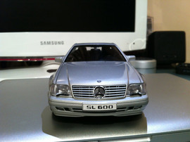 Модель MERCEDES-BENZ SL600 1 18 Auto Art 4
