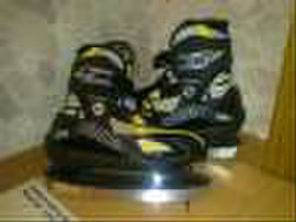 Продаю коньки Рочез, размер 30-35, для мальчиков.