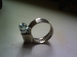 chervyachnye-homutyzazhimy-2