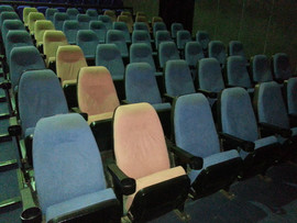 Кресла для кинотеатра б/у 2