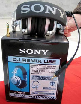 Sony MDR-V700 Новые наушники 2