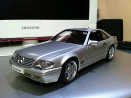 Модель MERCEDES-BENZ SL600 1 18 Auto Art