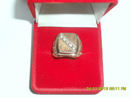 Золотую печатку. 6