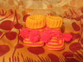 пинетки из детского акрила и шерсти, простые и оригинальные(ПИНЕ 3