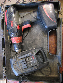 Шуруповерт, гайковерт Skil 2502