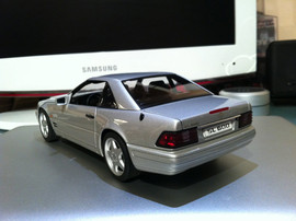 Модель MERCEDES-BENZ SL600 1 18 Auto Art 3