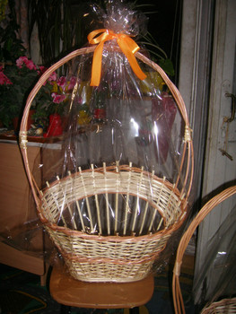 Корзины продаются 2