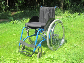 Prodam-invalidnuyu-kolyasku