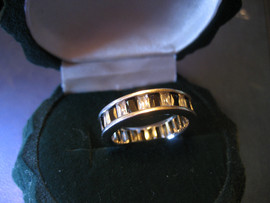 кольцо серебро 925 пробы с камнями оникс и циркон) 500 руб.